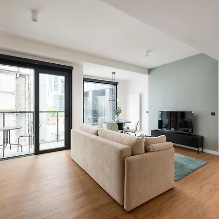 Towarowa Towers Premium Apartment