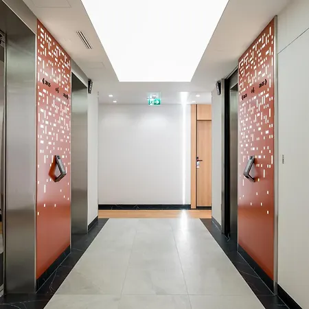 Towarowa Towers Premium * Warsaw