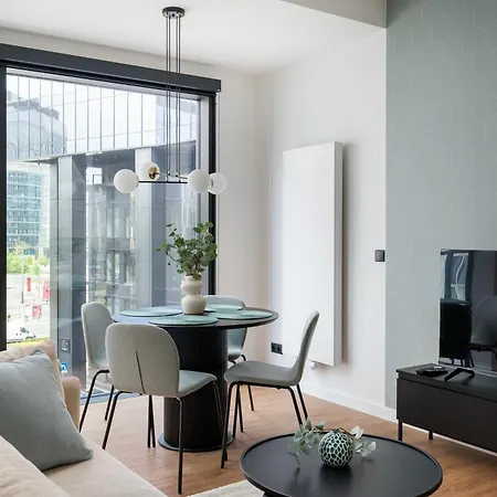 Towarowa Towers Premium By Bookinghost Apartment *