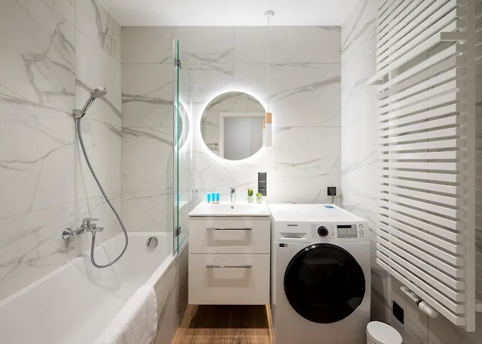 Towarowa Towers Premium By Bookinghost Apartment *