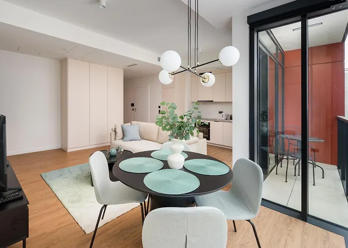 Towarowa Towers Premium By Bookinghost Apartment Warsaw