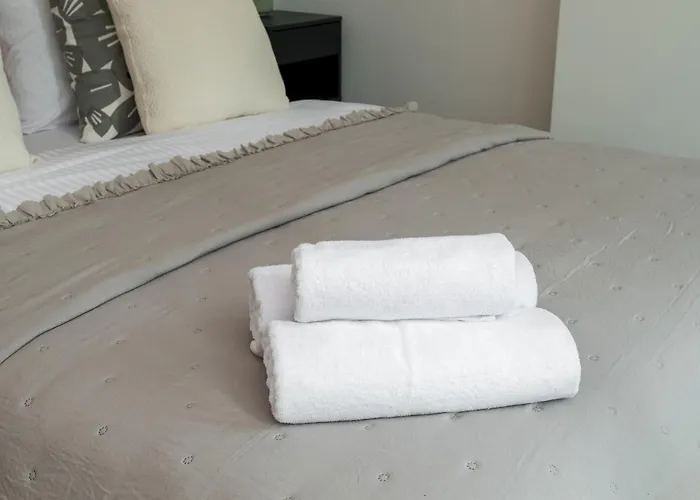 Towarowa Towers Premium By Bookinghost Apartment