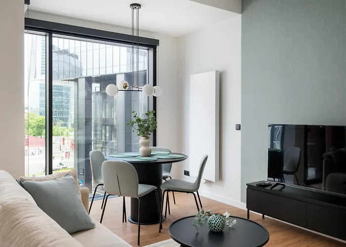 Towarowa Towers Premium By Bookinghost Apartment *